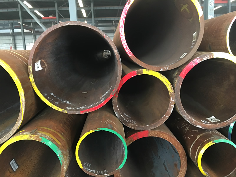 P195TR2 seamless steel pipe